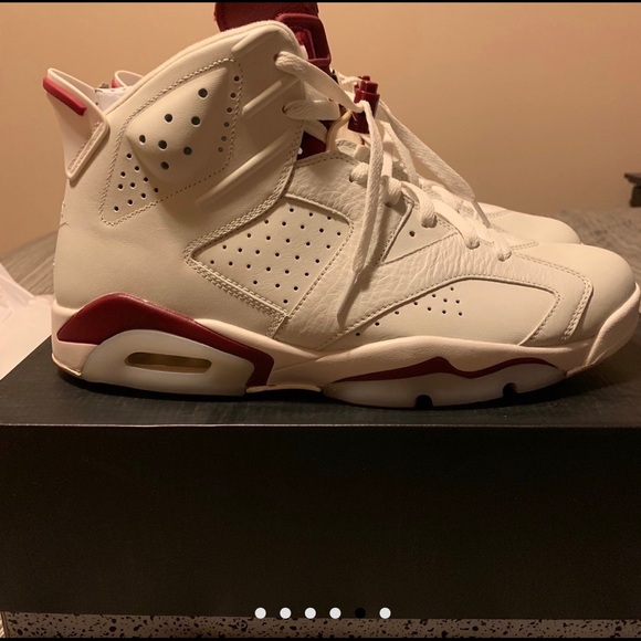 Air Jordan Retro 6 - Picture 5 of 7
